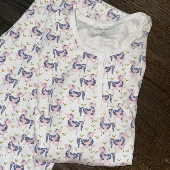 Roller Rabbit Unicorn Quarter sleeve//Pants. Size XL. 🦄🦄🦄 - Picture 3 of 3